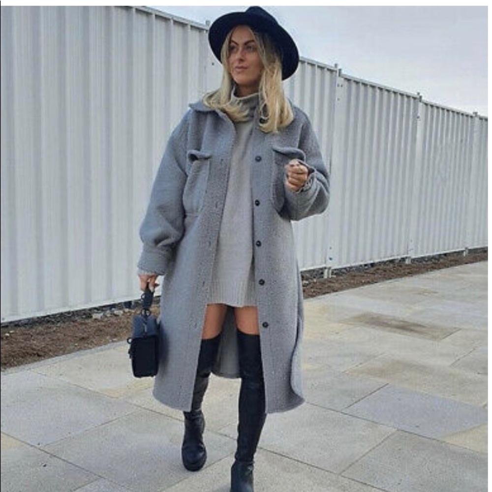 Size xs but fit like small very comfortable , wearable in winter